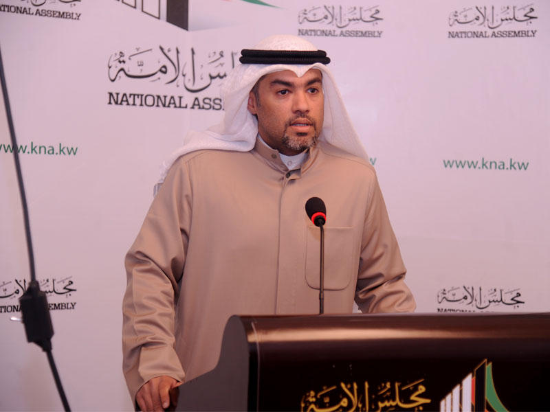  النائب عمر الطبطبائي