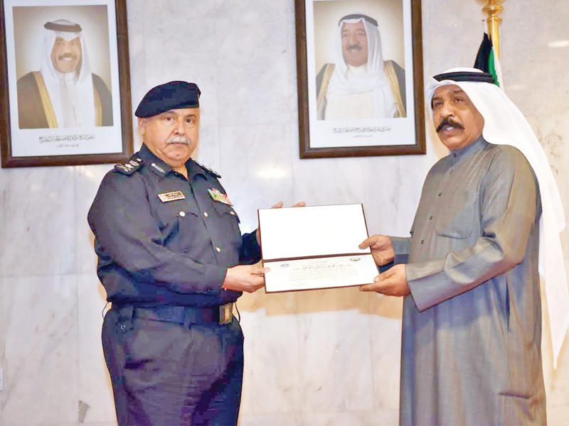 الفهد مكرماً العوضي