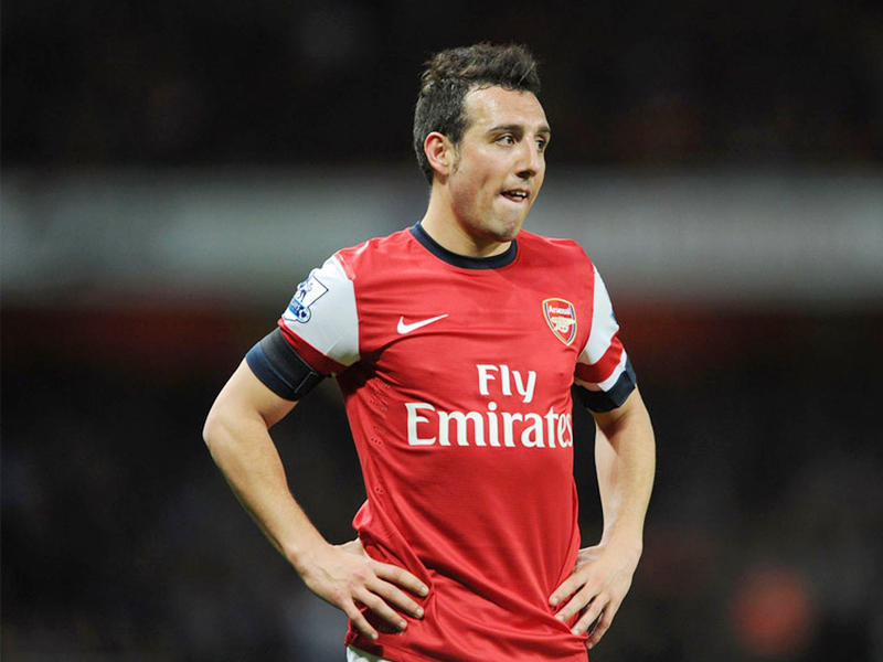  لاعب وسط ارسنال سانتي كازورلا