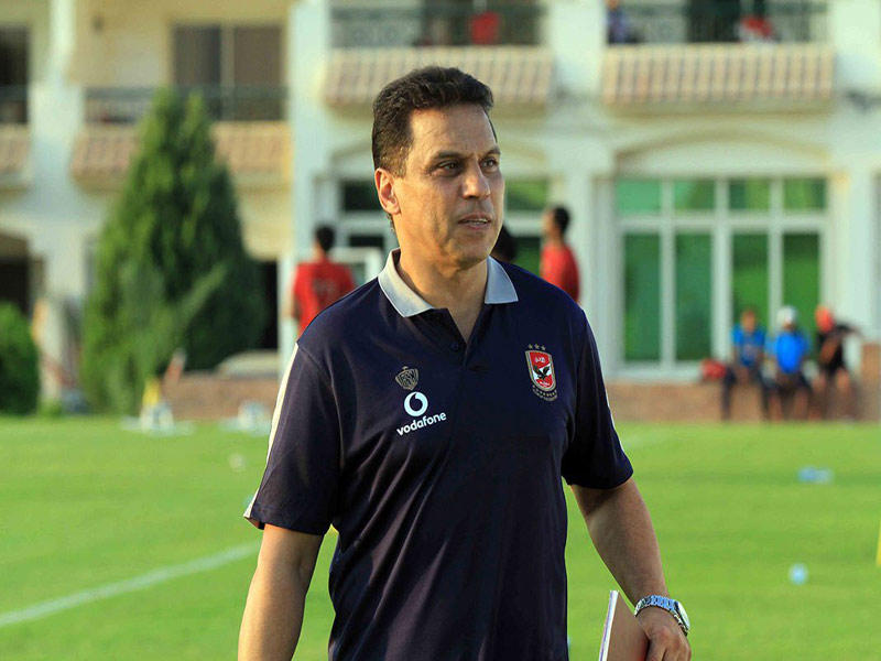 المدير الفني لفريق الأهلي المصري حسام البدري