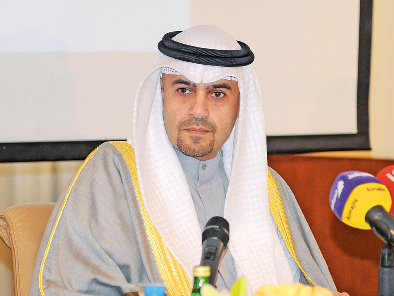 نائب رئيس مجلس الوزراء وزير المالية انس الصالح 