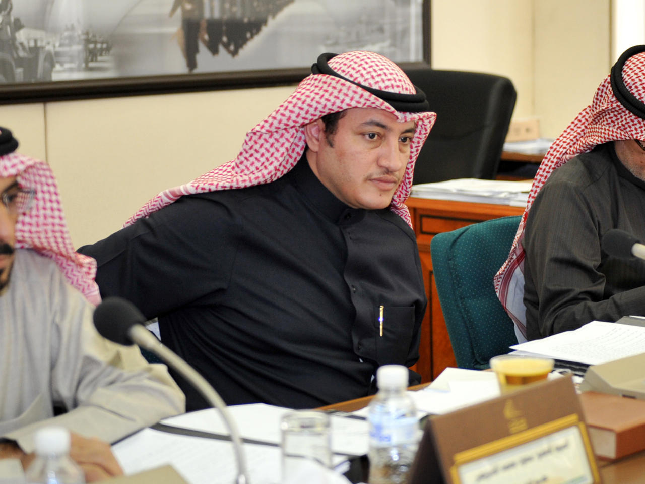  النائب عسكر العنزي