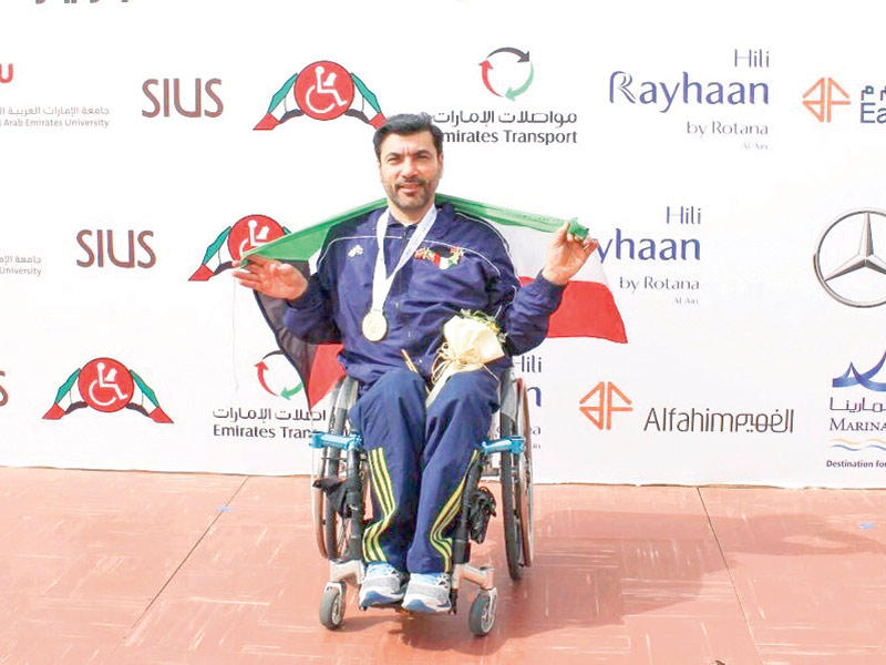 الدوسري عقب تتويجه بالمركز الأول في بطولة كأس العالم للمعاقين