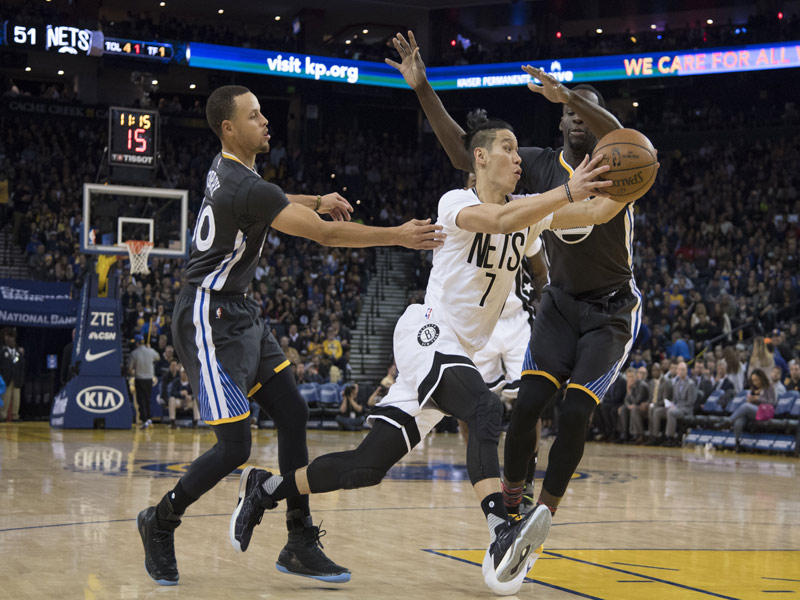 جانب من مباراة ووريرز ونيتس