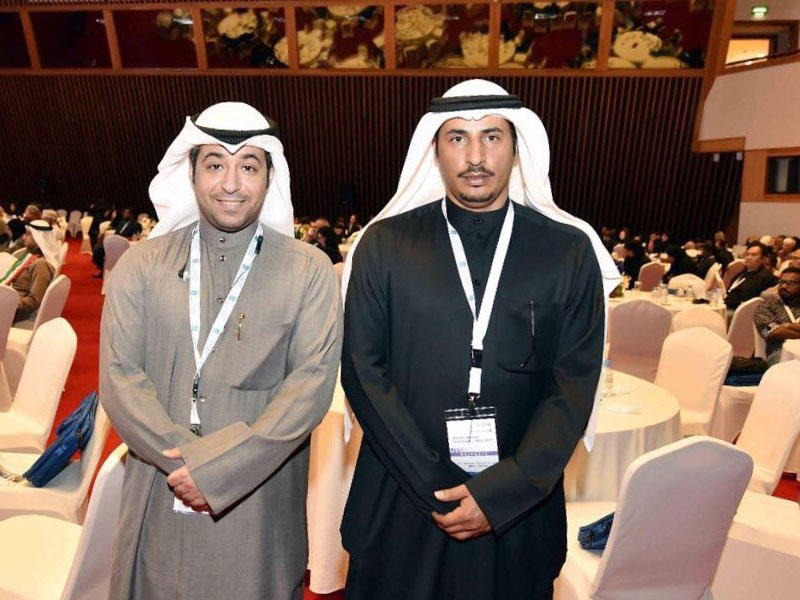 رئيس جمعية التمريض الكويتية بندر نشمي العنزي مع امين السر سامي المطيري