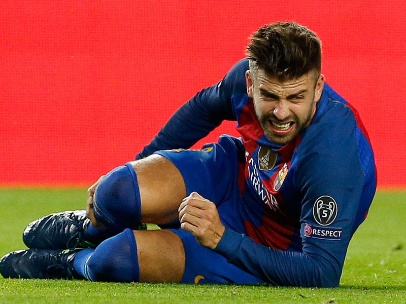  قلب دفاع برشلونة جيريراد بيكيه