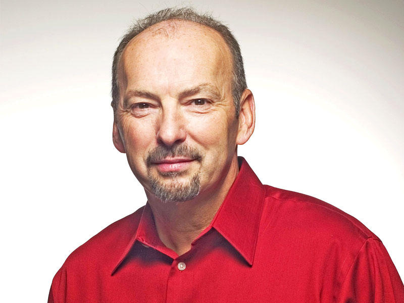  بيتر مور المدير التنفيذي لنادي ليفربول 