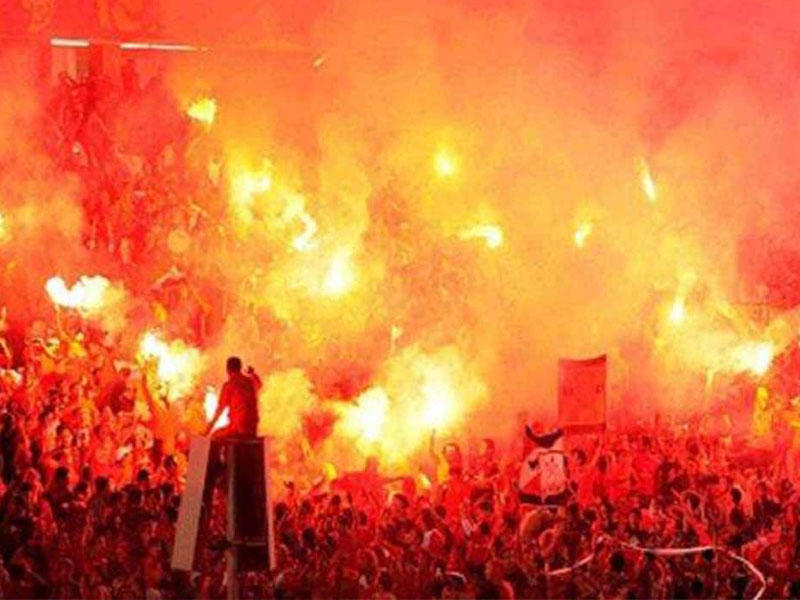 التجمهر المخل بالأمن والسلم العام أثناء إحدى مباريات كرة السلة 