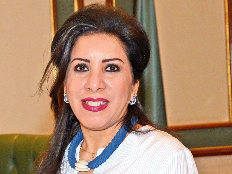  مساعد المدير العام– إدارة الإعلان والعلاقات العامة بالبنك التجاري – أماني الورع