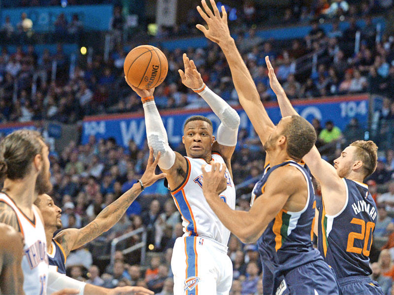 ويستبروك نجم أوكلاهوما خلال مواجهة يوتا جاز