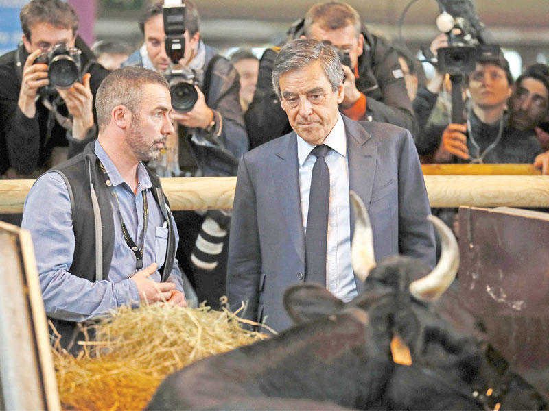 فيون في معرض باريس الزراعي الدولي أمس t(أ ف ب)