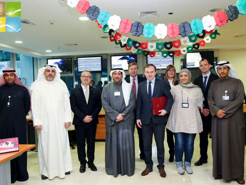 جانب من زيارة وزير الدولة لشؤون البيئة والغذاء والشؤون الريفية البريطاني جورج ايستيس الى هيئة حماية البيئة