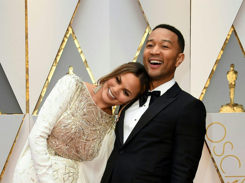 المغني جون ليجند