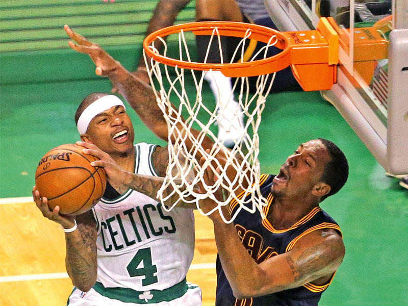 توماس نجم بوسكن وفري نجم كليفلاند