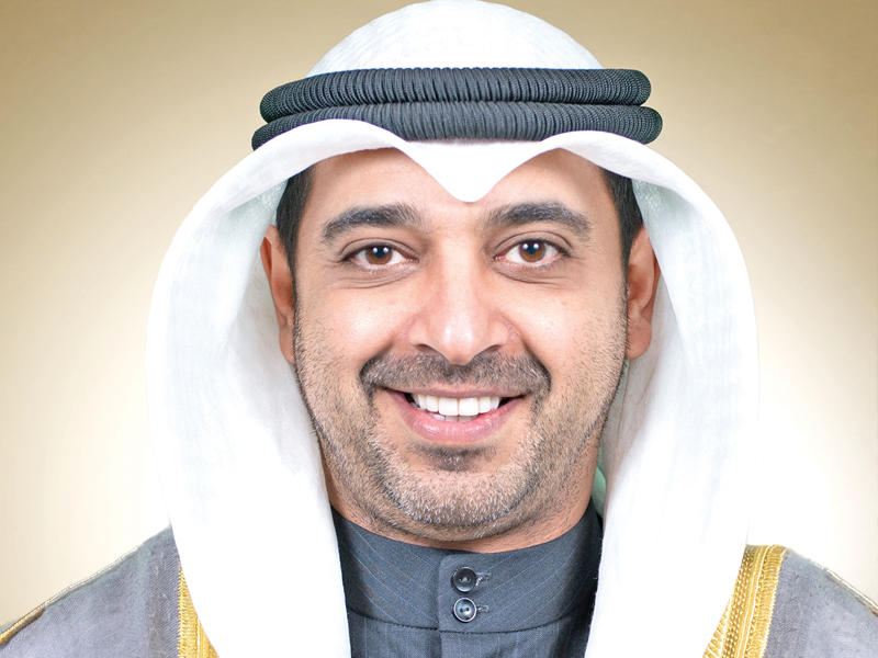 وزير الدولة لشؤون مجلس الوزراء وزير الاعلام بالوكالة الشيخ محمد العبدالله