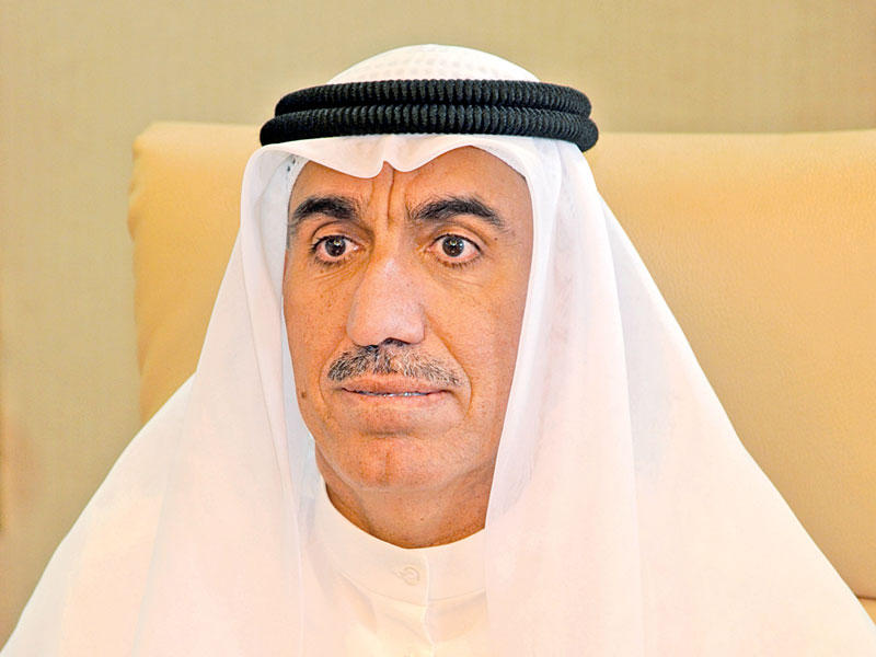  مدير الجامعة د. حسين الأنصاري