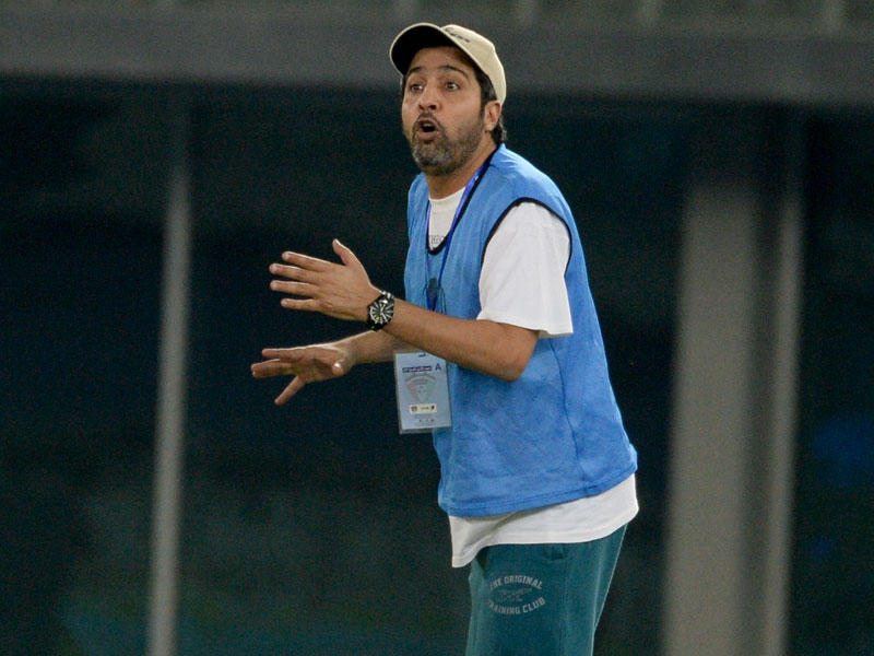 مدرب الجهراء لكرة القدم ثامر عناد