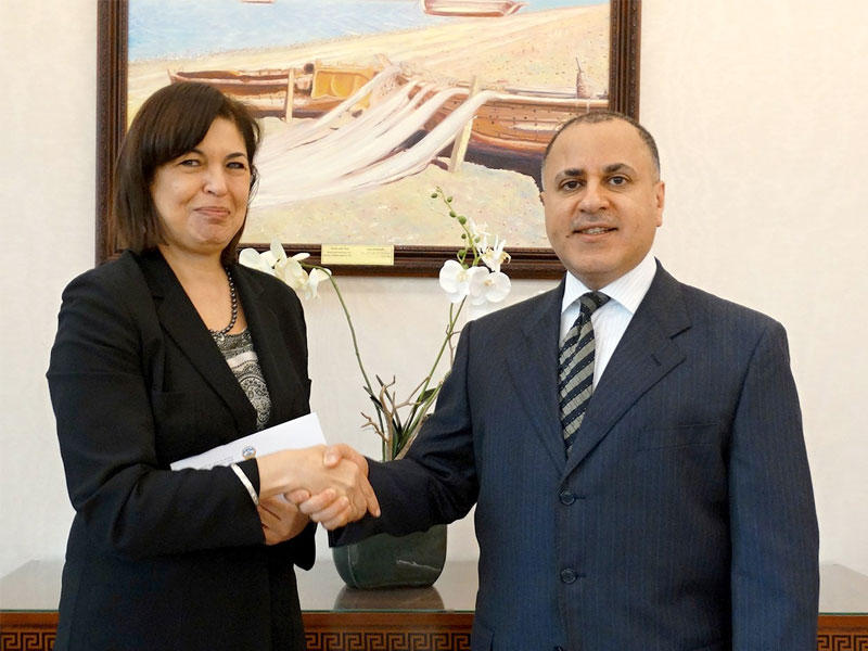  مديرة برنامج الشراكة مع الشرق الاوسط بالصندوق العالمي لمكافحة الايدز والسل والملاريا بياتريس مقار ومندوب دولة الكويت الدائم لدى الامم المتحدة والمنظمات الدولية في جنيف السفير جمال الغنيم 