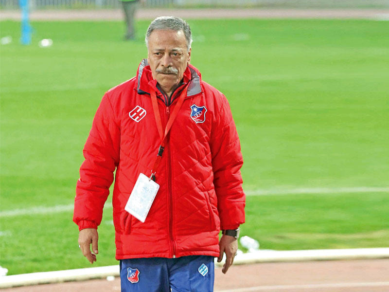 مدرب فريق الكويت لكرة القدم محمد عبدالله 