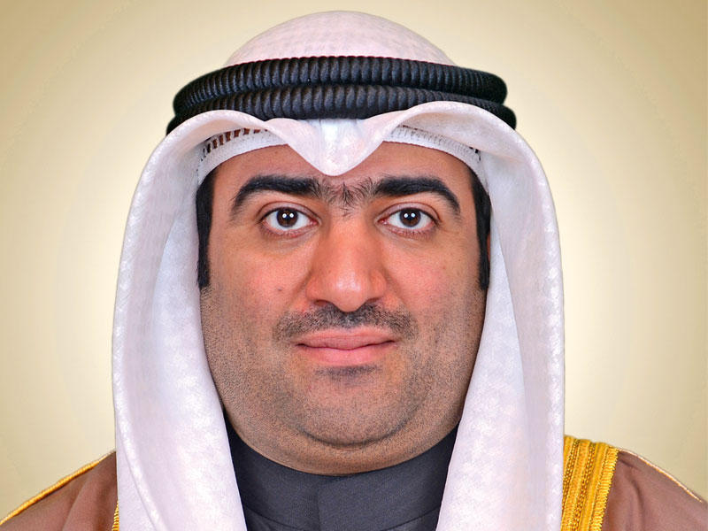 وزير التجارة وزير الدولة لشؤون الشباب خالد الروضان