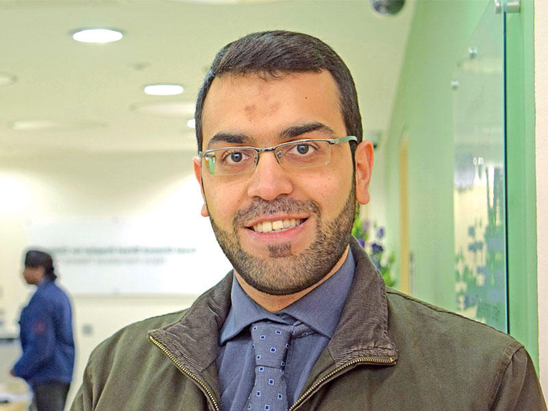 استشاري طب الأطفال في مستشفى البنك الوطني د. عبدالله علي