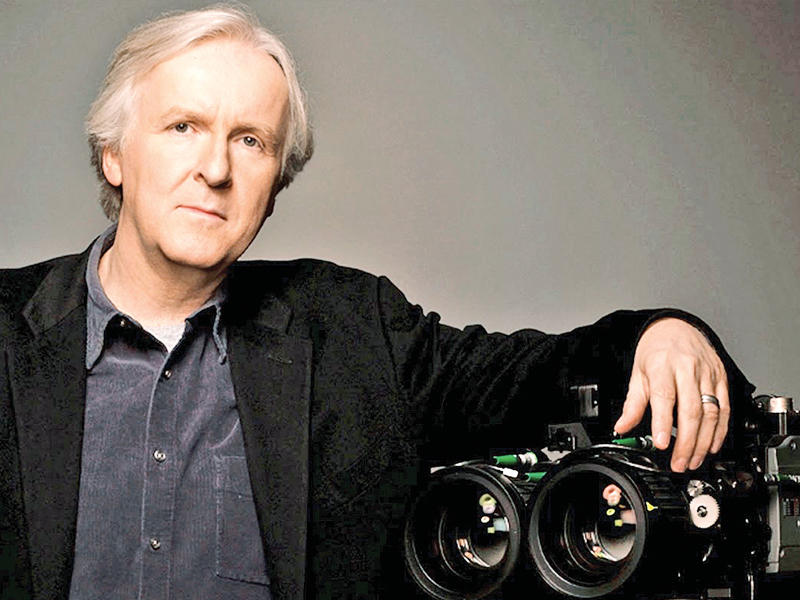 المخرج السينمائي جيمس كاميرون