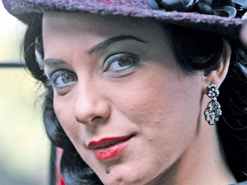  الفنانة سلاف فواخرجي 