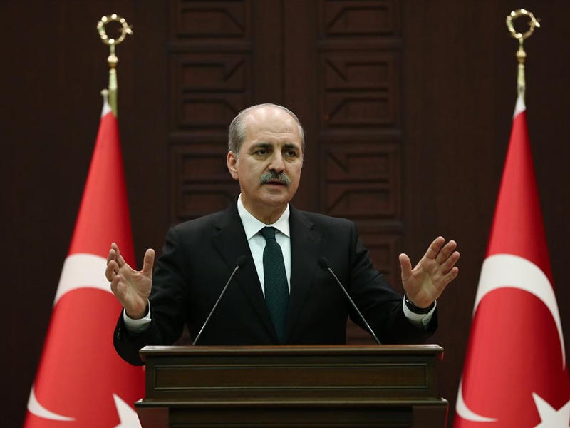 نائب رئيس الوزراء التركي نعمان قورتولموش