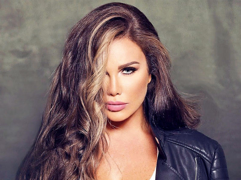 الفنانة نيكول سابا