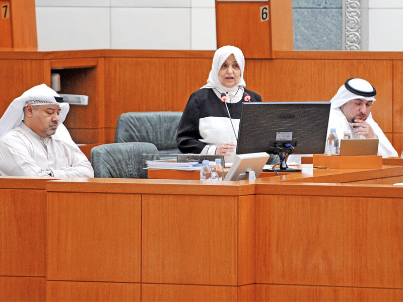 الصبيح تستعرض برنامج عمل الحكومة خلال جلسة أمس