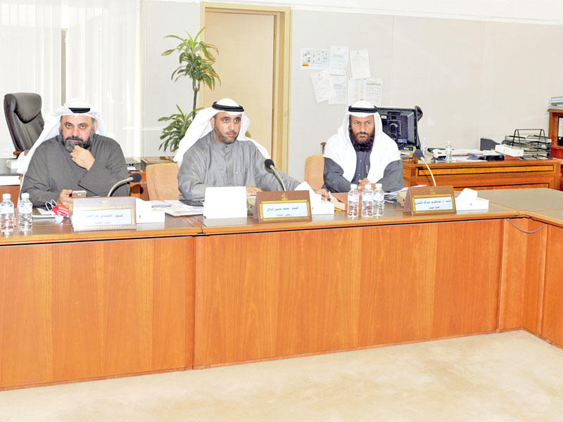 اجتماع سابق للجنة التشريعية