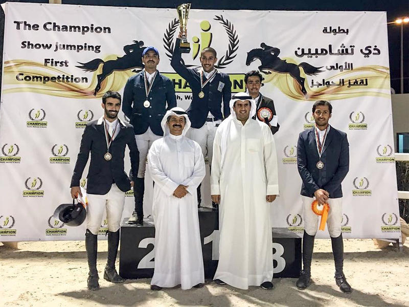 ابطال قفز الحواجز في بطولة معاهد تشامبين الصحية للقفز على الحواجز بالمسيلة