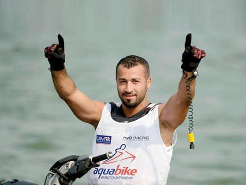 يوسف العبدالرزاق