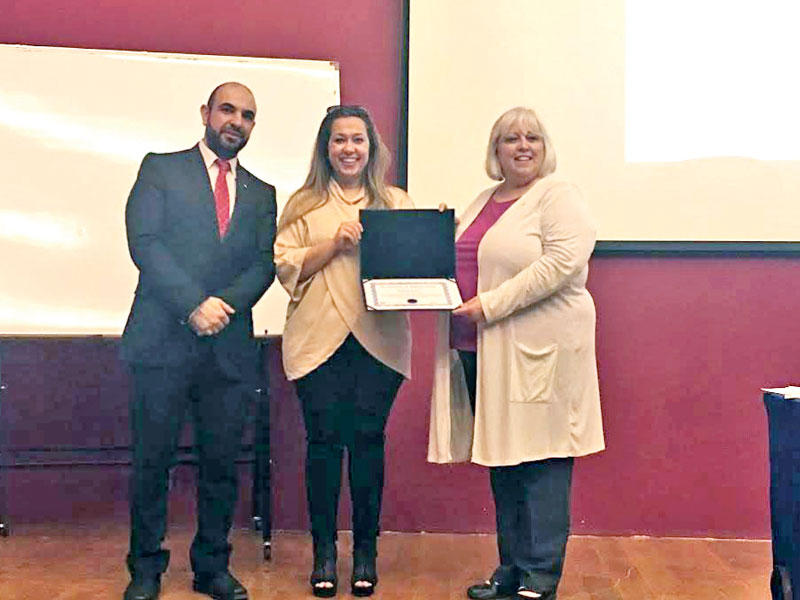 «بوكسهل» تكرم ايمز