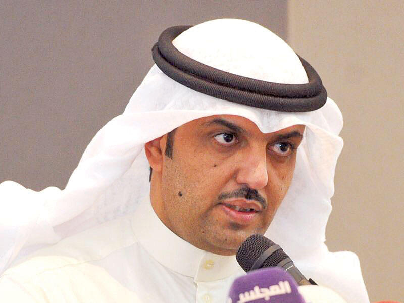 لمنسق العام لجائزة حمدان بن راشد للارتقاء بالأداء التعليمي المتميز المدير العام لمنطقة مبارك الكبير منصور الديحاني