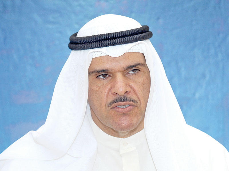  وزير الإعلام وزير الدولة لشؤون الشباب السابق رئيس الإدارة العامة للطيران المدني الشيخ سلمان الحمود