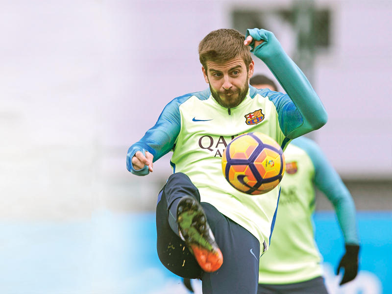 مدافع نادي برشلونة والمنتخب الإسباني جيرارد بيكيه