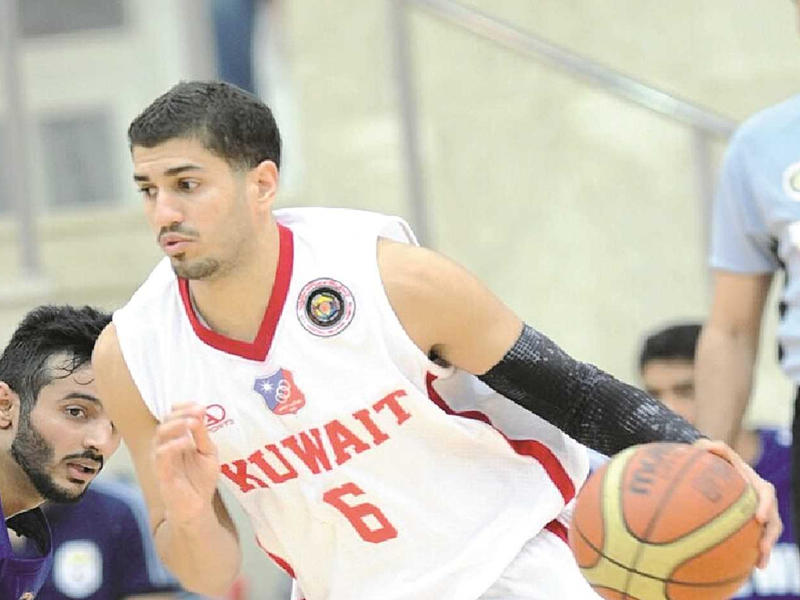  نجم فريق الكويت حسين الخباز