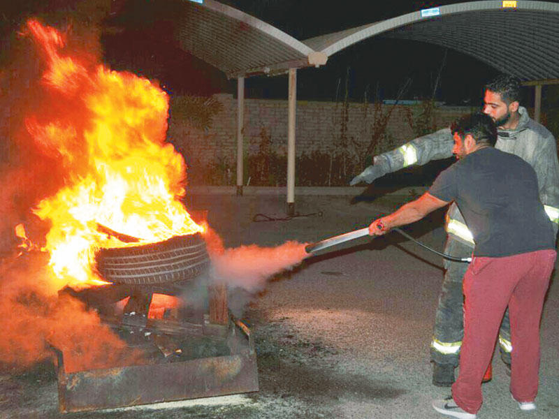 جانب من دورة «إطفائي في كل بيت»n