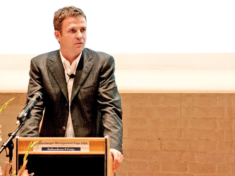  أوليفر بيرهوف مدير المنتخب الألماني 