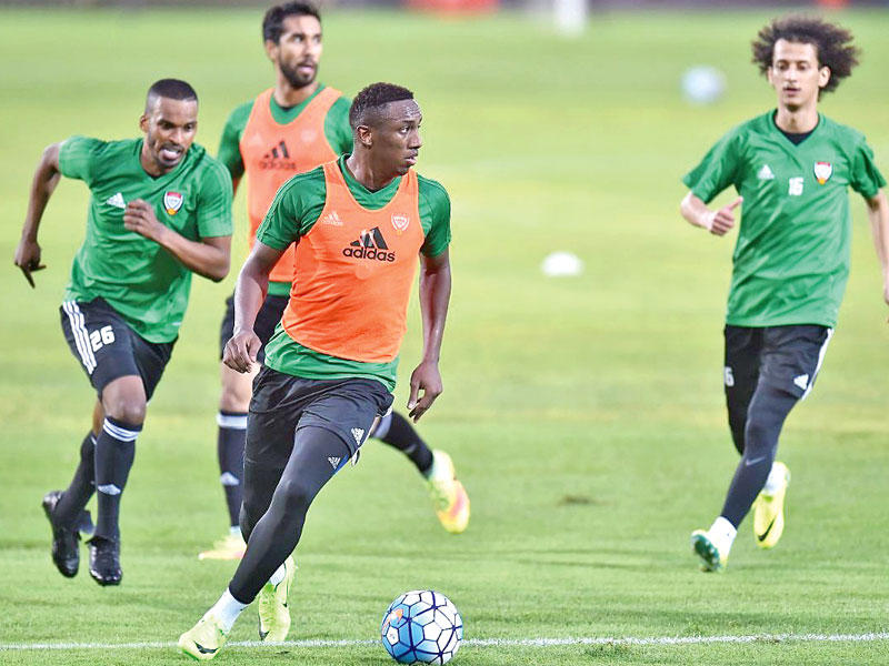 جانب من تدريب المنتخب الإماراتي