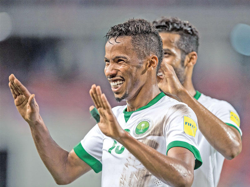سلمان المؤشر لاعب المنتخب السعودي 