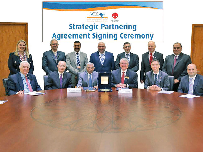 صورة جماعية بين ممثلي الكلية الاسترالية وجمعية مهندسي استراليا