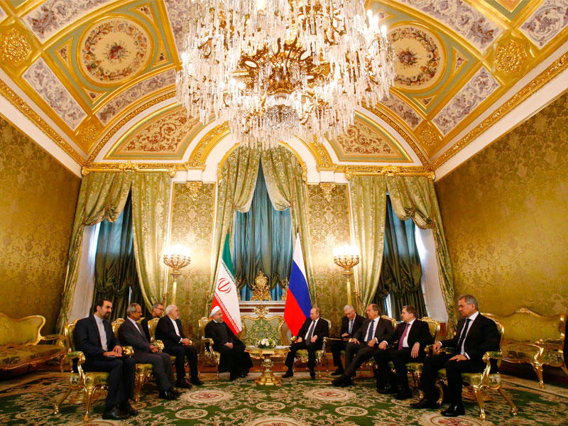 بوتين وروحاني في الكرملين أمس (أ ف ب)