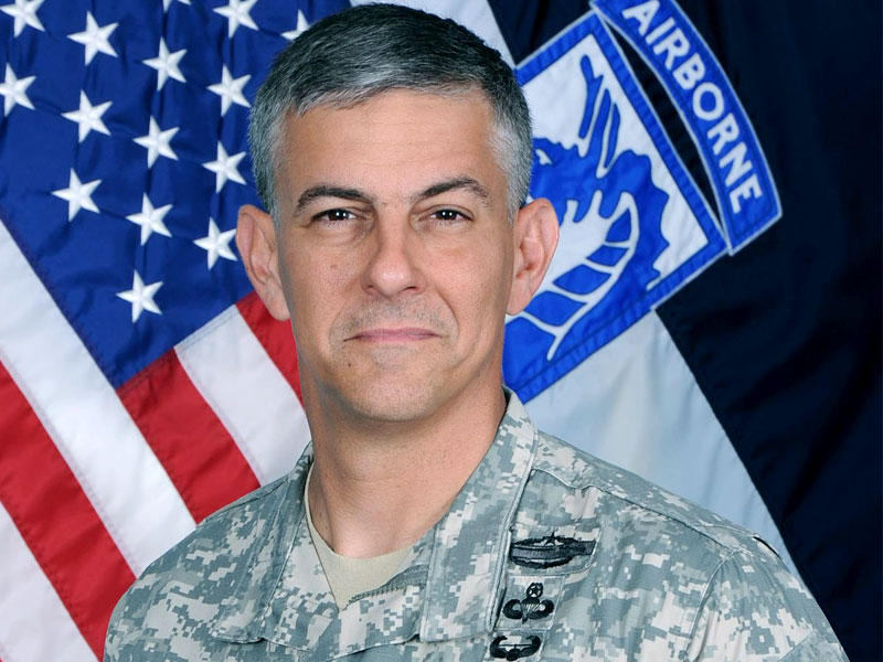  اللفتنانت جنرال ستيف تاونسند