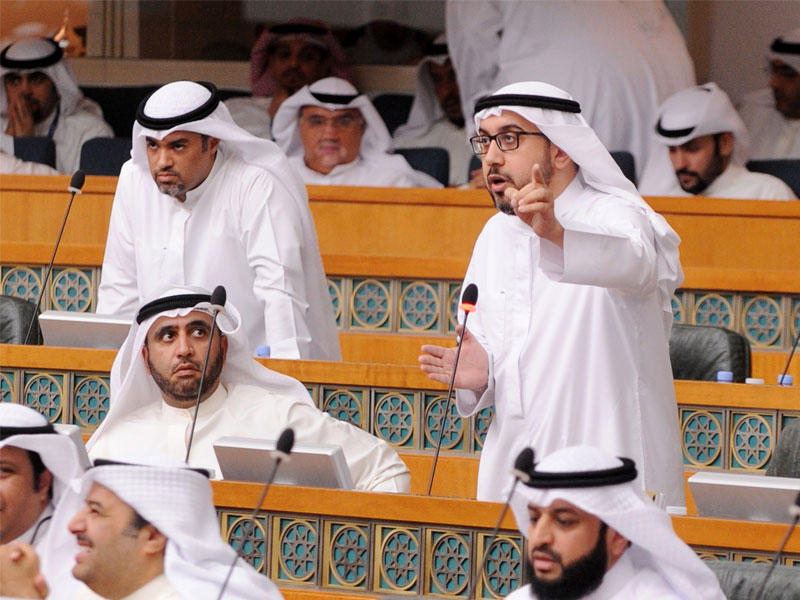 الشاهين يعترض على إساءة حماد ويشير إليه