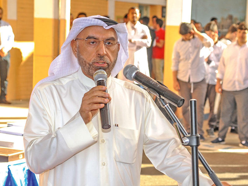 المدير العام لمدارس النجاة د. عبدالله الكندريn