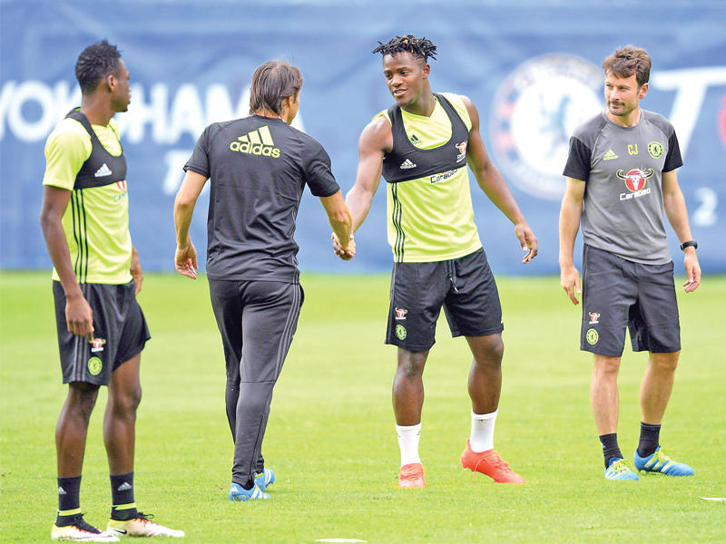 جانب من تدريبات تشلسي