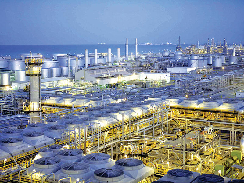 أحد مراكز التجميع التابعة لأرامكو