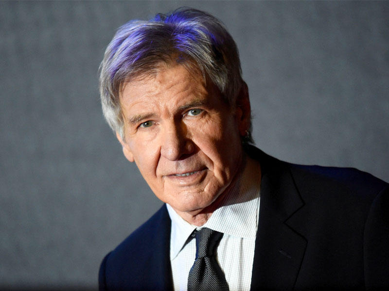 الممثل والطيار الأميركي هاريسون فورد